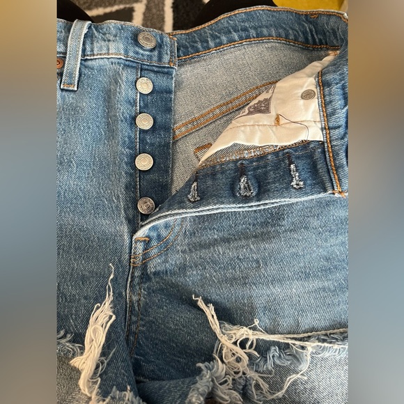 Levi's 501 shorts - Picture 11 of 11